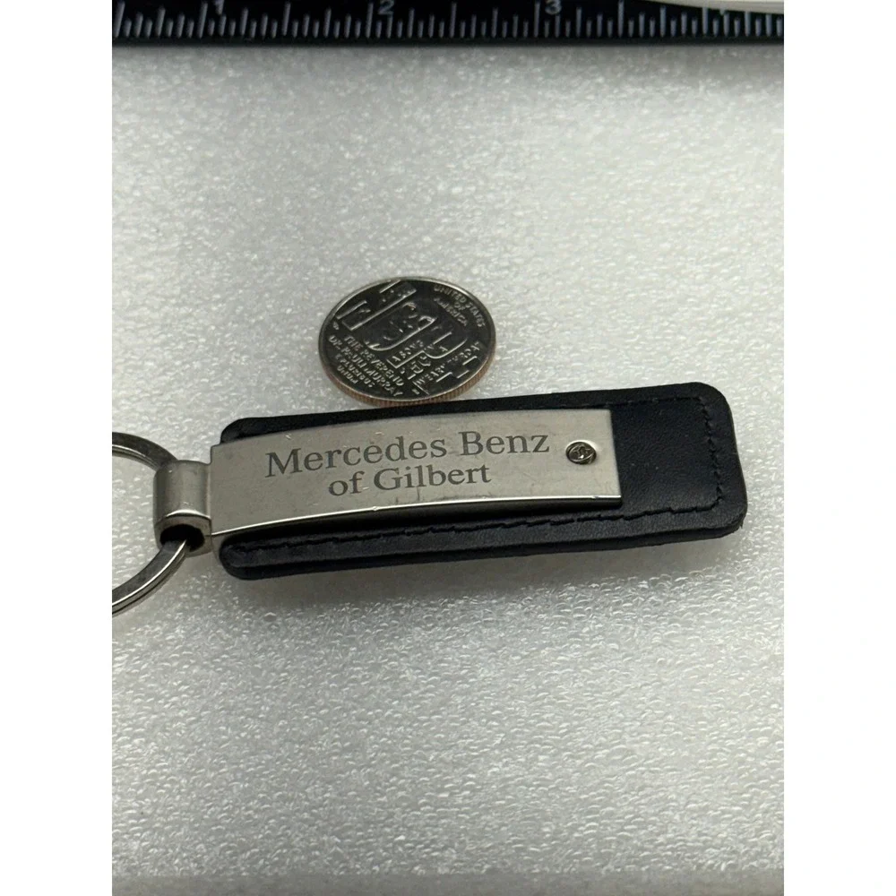 Mercedes Benz of Gilbert Keychain Leather Metal Silver Tone Key‎ Ring Key Fob